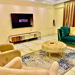 Modern 3Br Home Ideal For Families And Businesses