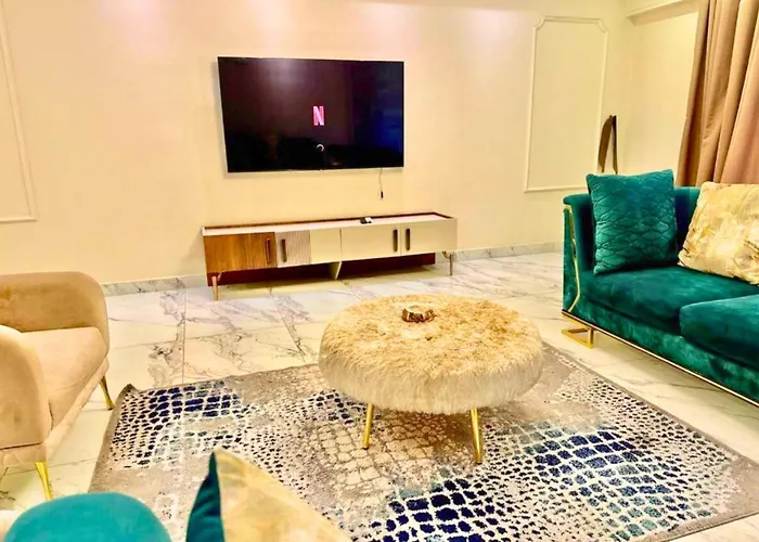 Modern 3Br Home Ideal For Families And Businesses