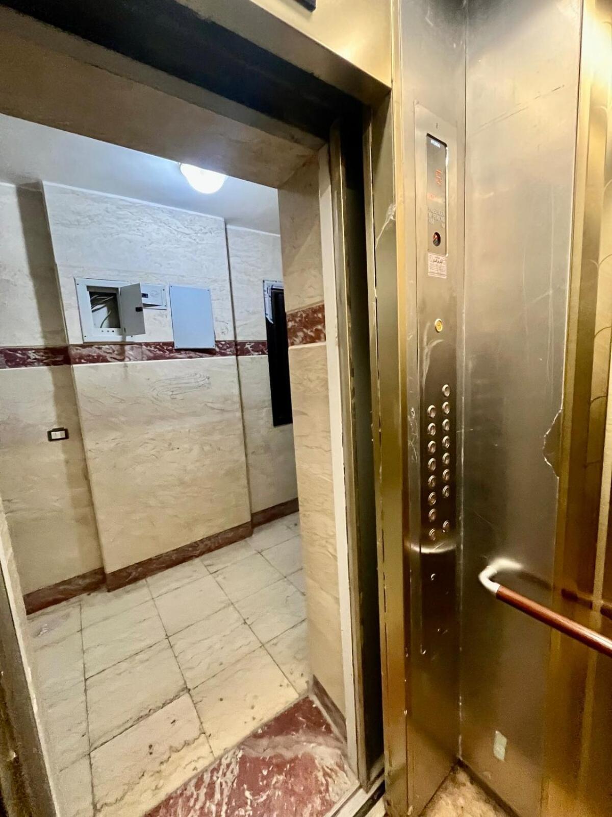 Modern 3br Ideal For Families And Businesses Apartment *