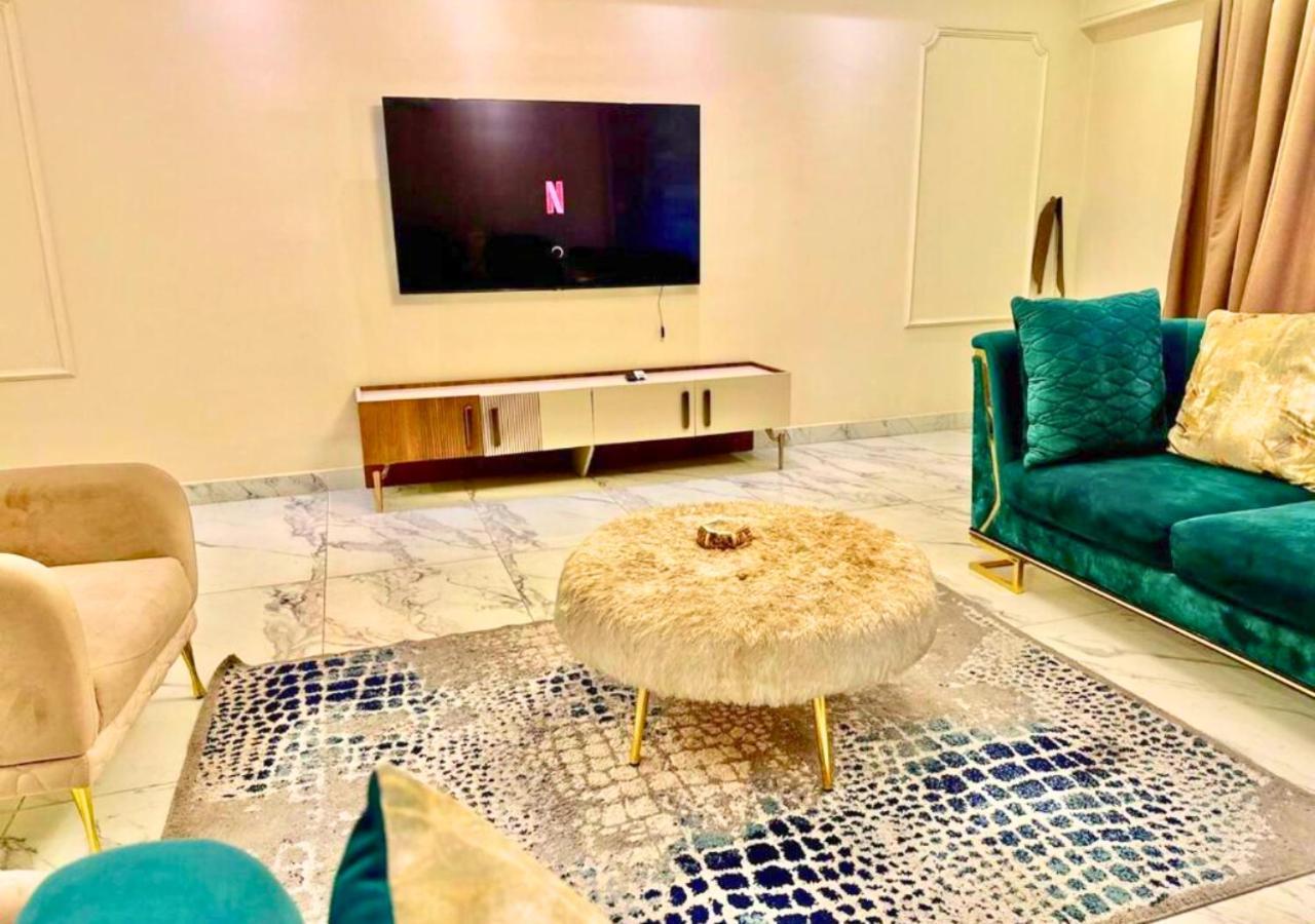 Modern 3br Ideal For Families And Businesses Apartment *